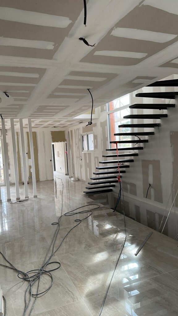 escaliers salon maison en cours